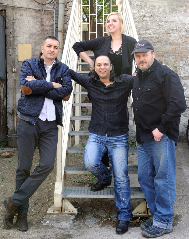 “Плутонија”: Бронза сија као злато